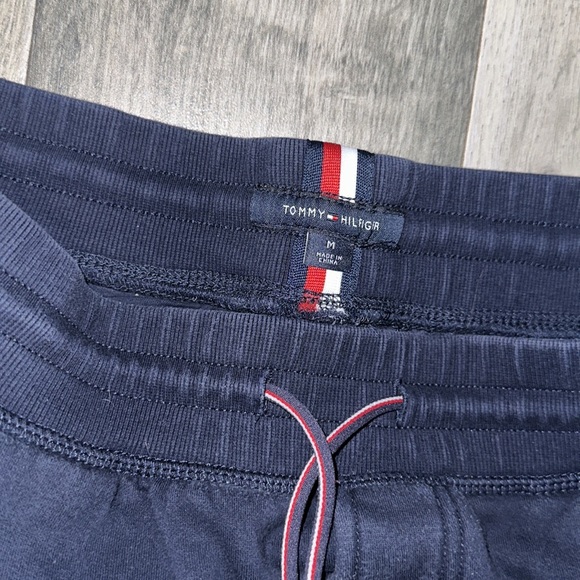 Tommy Hilfiger jogging pants - Picture 3 of 3